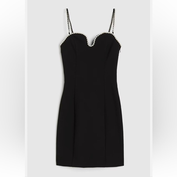 H&M Dresses & Skirts - NWT H&M Black Pearl Mini Sweetheart Neckline Sleeveless Bodycon “Revenge” Dress